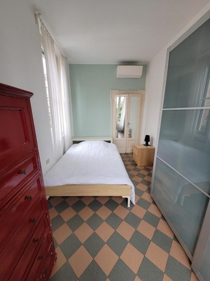 Trilocale In Villa Signorile Milano Eksteriør billede