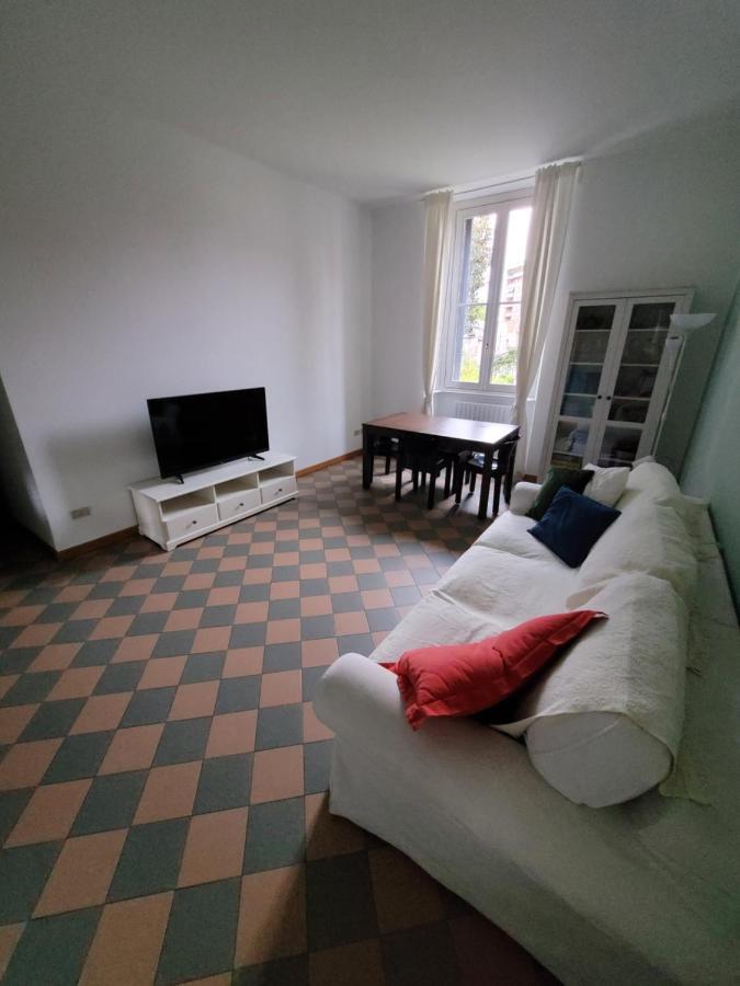 Trilocale In Villa Signorile Milano Eksteriør billede